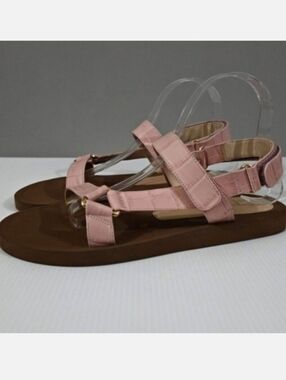 Stuart Weitzman Vail Sport Sandal Womens 10 Rose Pink Leather Croc Embossed NEW